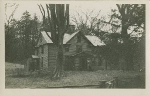 [Real photograph of Orchard House]; early 20th century