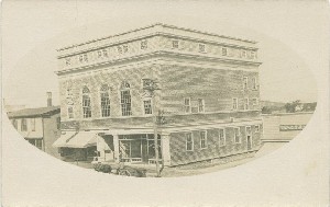 [Building on Commonwealth Avenue in West Concord]; early 20th century
